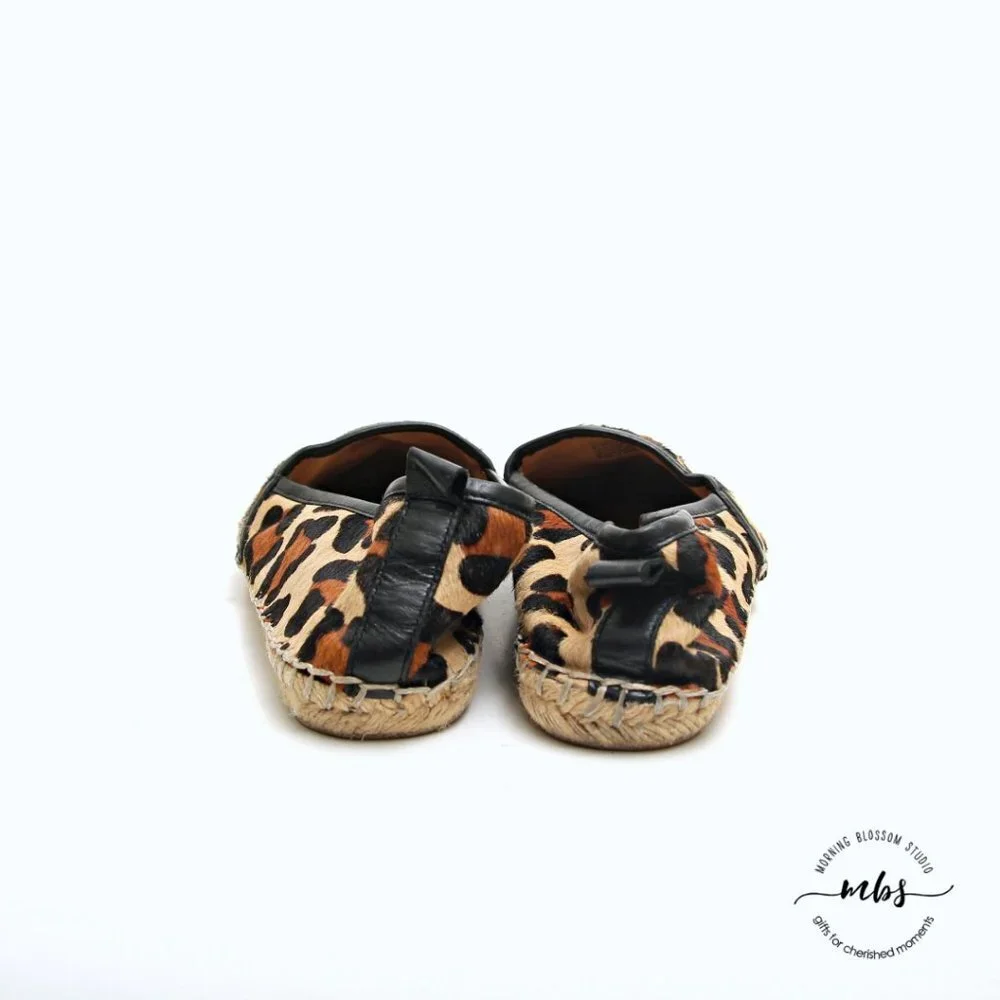 Vince Camuto Cadrian Leopard Cow Hair Espadrille Flats Brown Women Size‎ 8.5